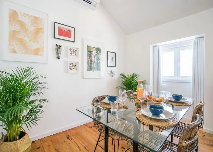 Chiado & Design Apartment